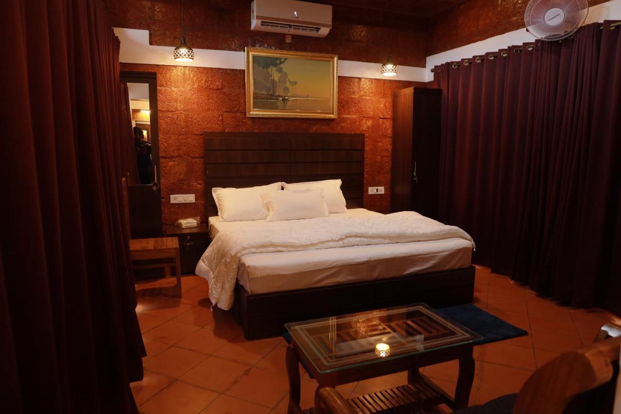 Miracle Holidays Mananthavady Esterno foto